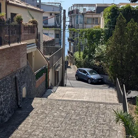 N Amuri A Due Passi Del Mare Ачи Костелло