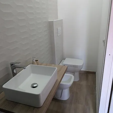 Bed & Breakfast N Amuri A Due Passi Del Mare